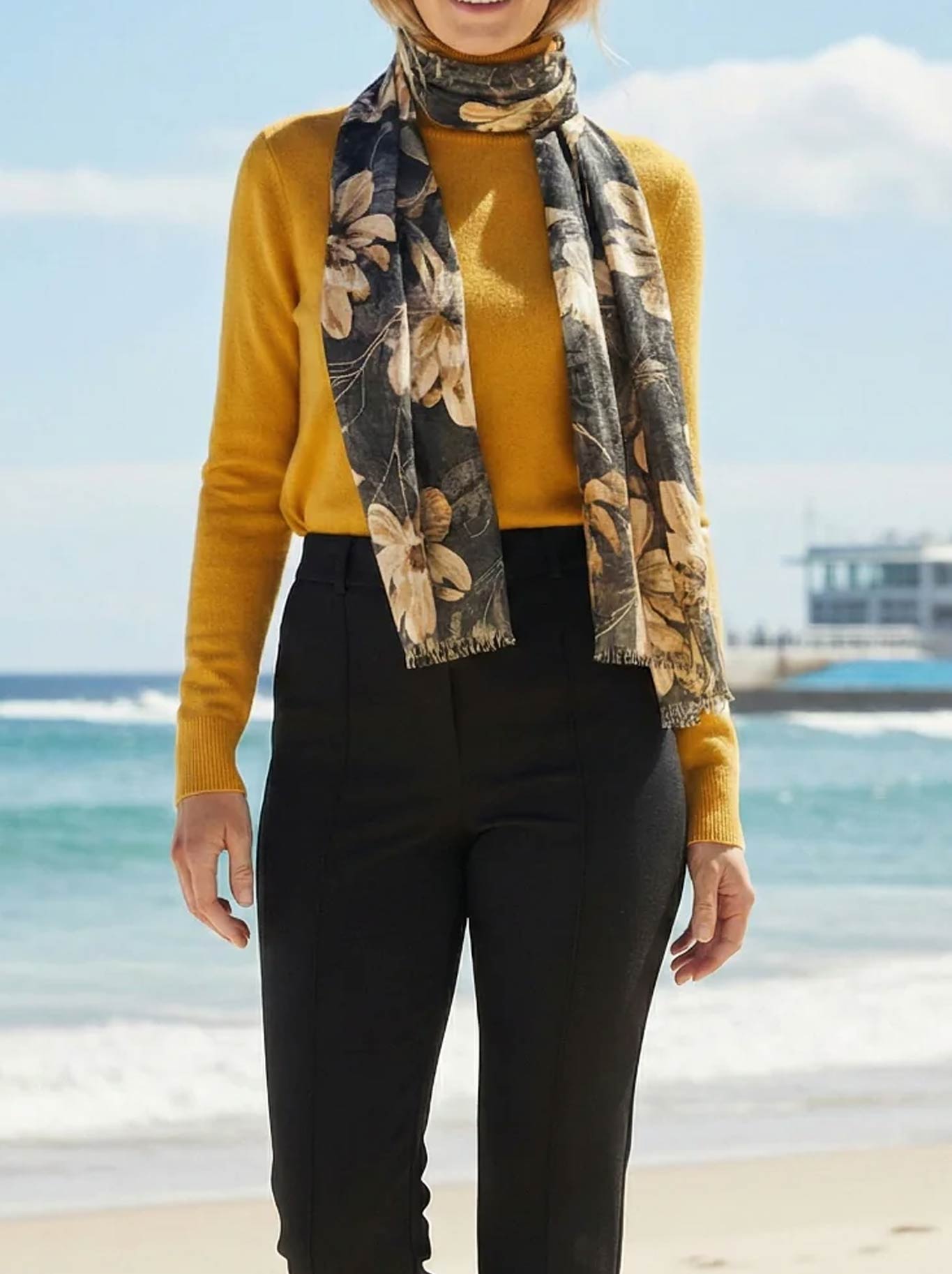 The Scarf Company Shelby Wool Scarf (Floral)