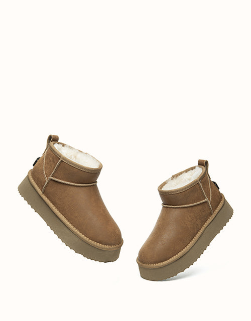 UGG EVERAU® Romi Boots (Chestnut)