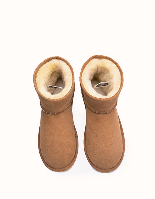 URBAN UGG® Classic Mini II Boots (Chestnut)