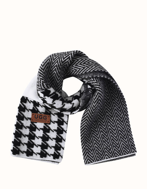 URBAN UGG® Novelle Scarf (Grey)