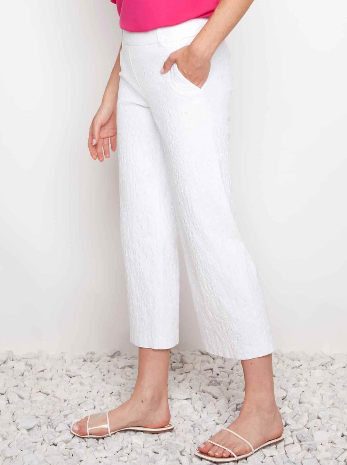 UP! TECHNO JACQUARD WIDE LEG CROP PANT (Black Loom)