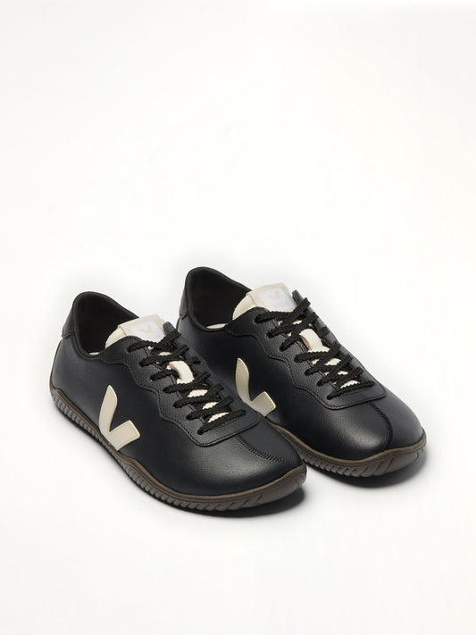 VEJA Jitsu Sneaker (Black)