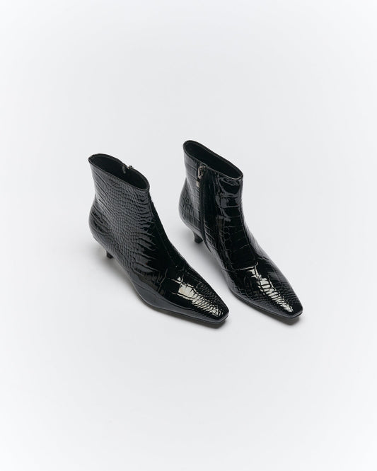 Walnut Melbourne Vera Boot (Black Croc)