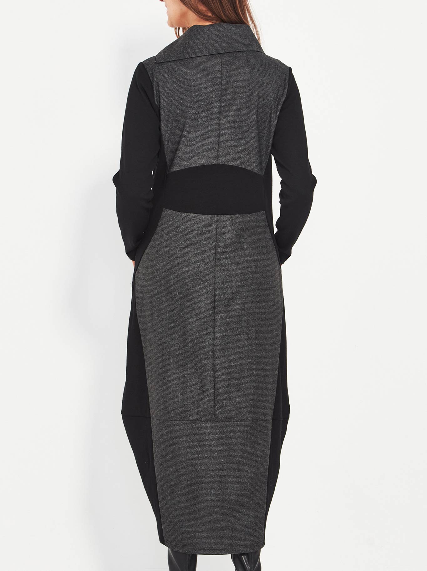 VERGE AXIS DRESS (Black)