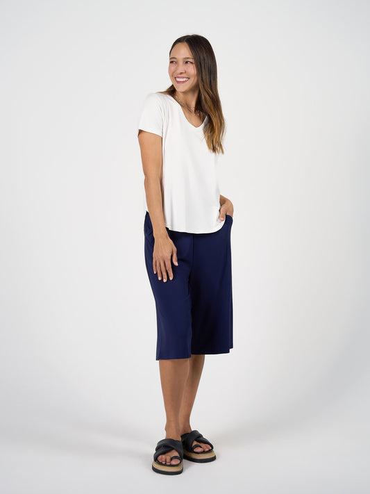 Lou Lou Veronica Bamboo V-Neck T-Shirt (Cream)