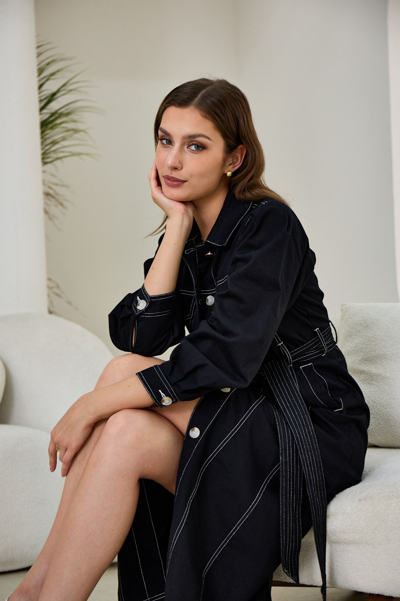 Heychic Cleo Button Down Belted Midi Dress (Black)