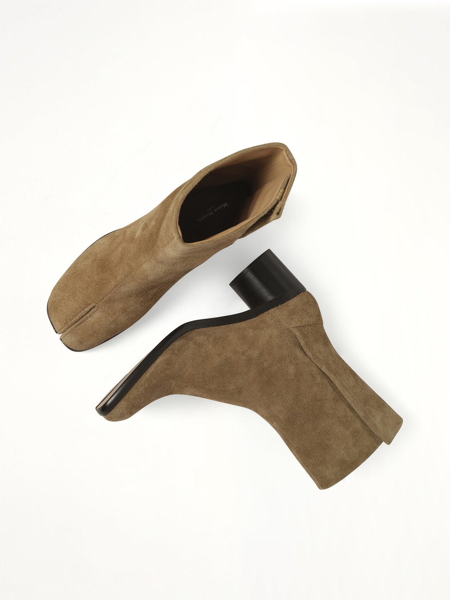 MAISON MARGIELA Tabi Ankle 8cm Boots (Brown)