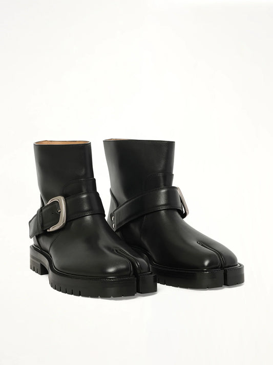 MAISON MARGIELA Tabi County Buckle Ankle Boots (Black)