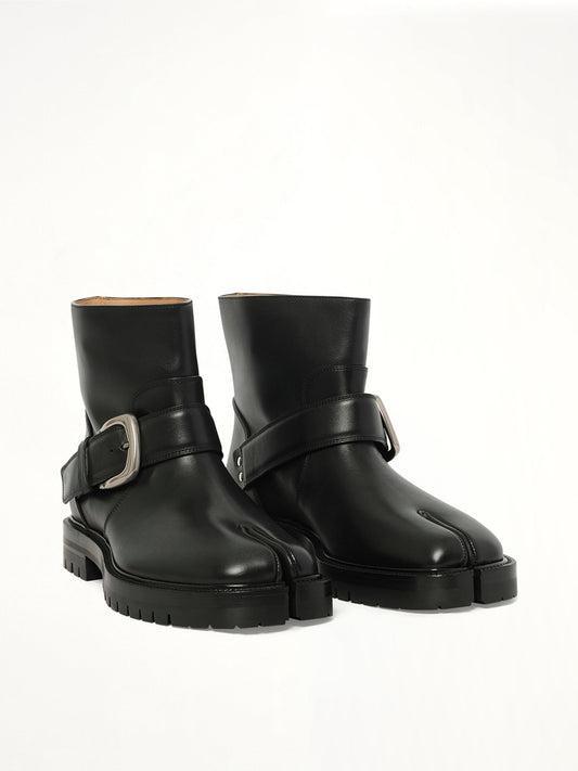 MAISON MARGIELA Tabi County Buckle Ankle Boots (Black)