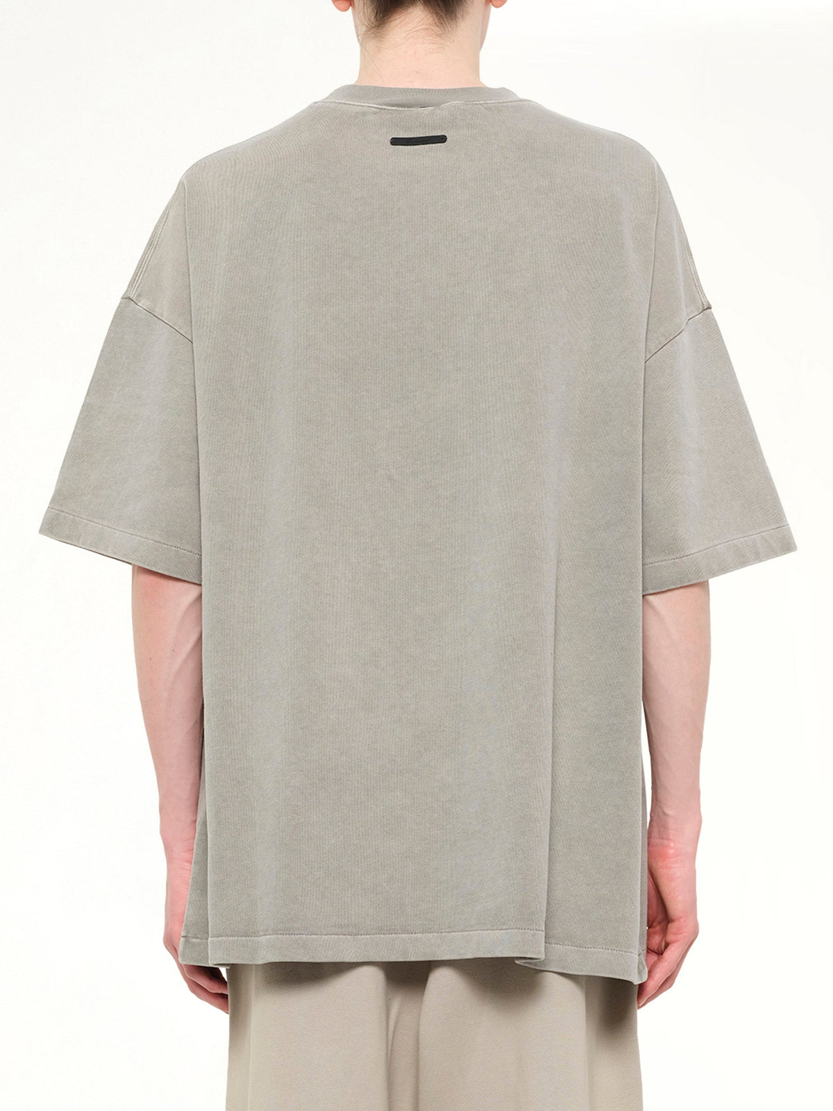 FEAR OF GOD ESSENTIALS Signature 90's Short Sleeve T-Shirt (Grey)