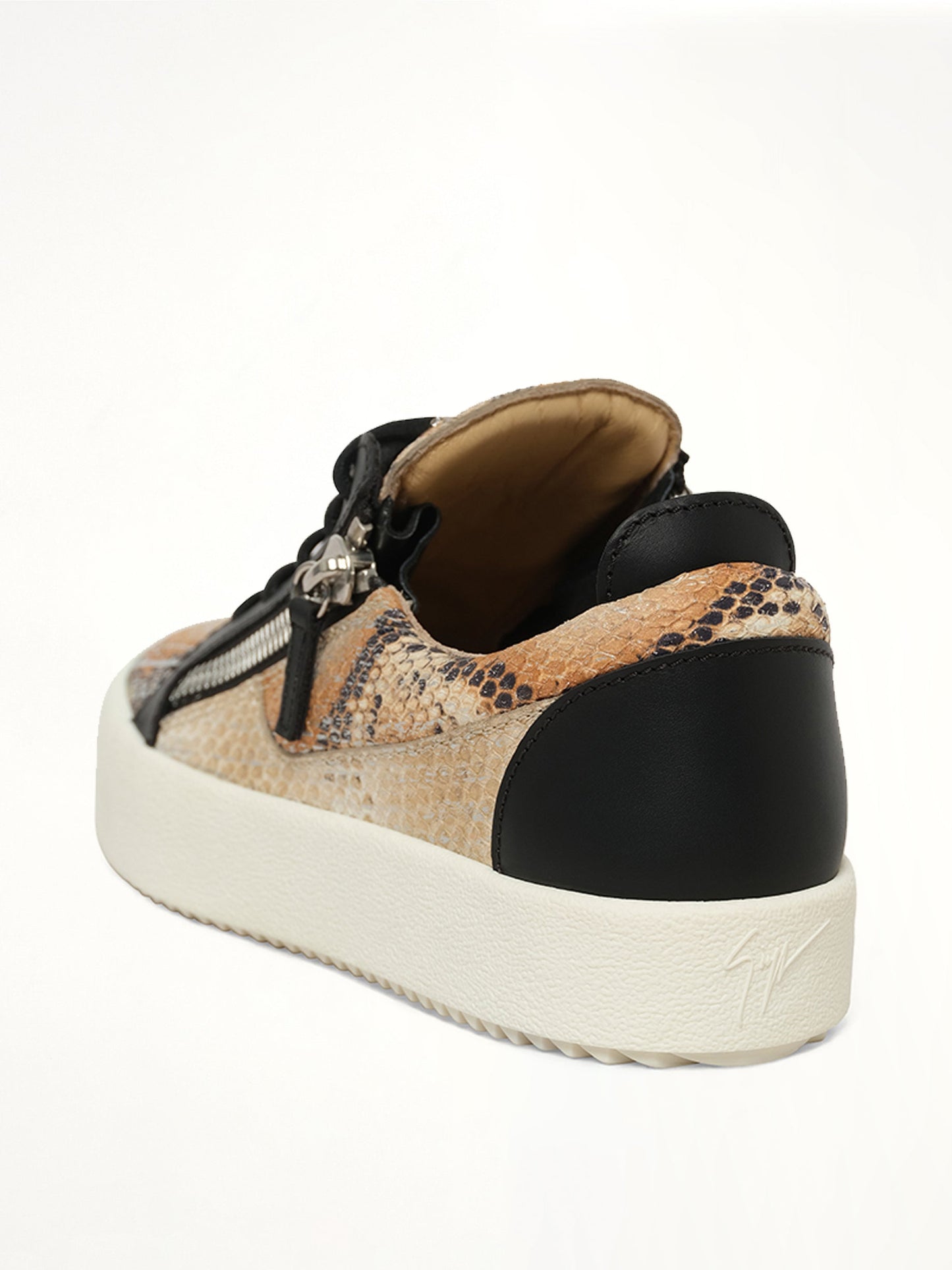 GIUSEPPE ZANOTTI Melody Cuoio (Black)
