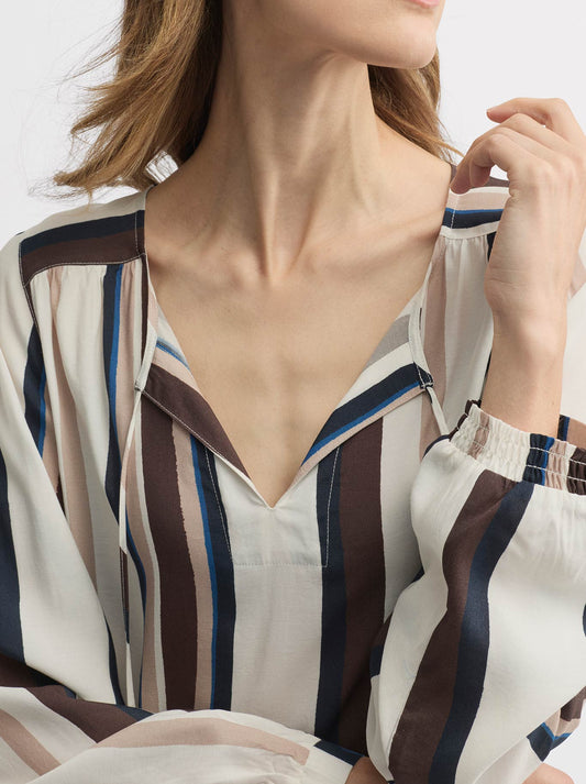 Yarra Trail Inprint Blouse (Truffle)