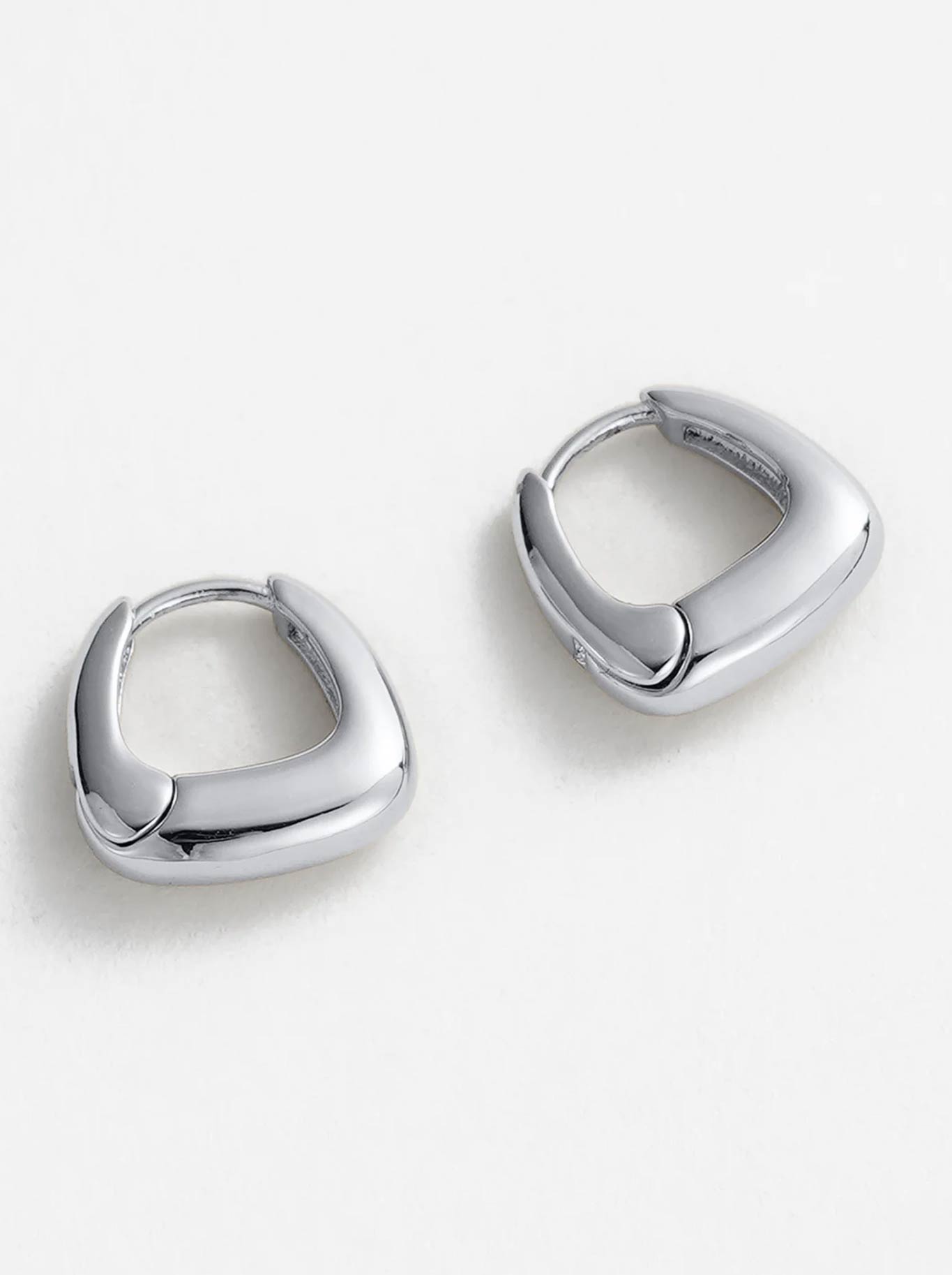 ZAFINO NEVE HUGGIE (Silver)