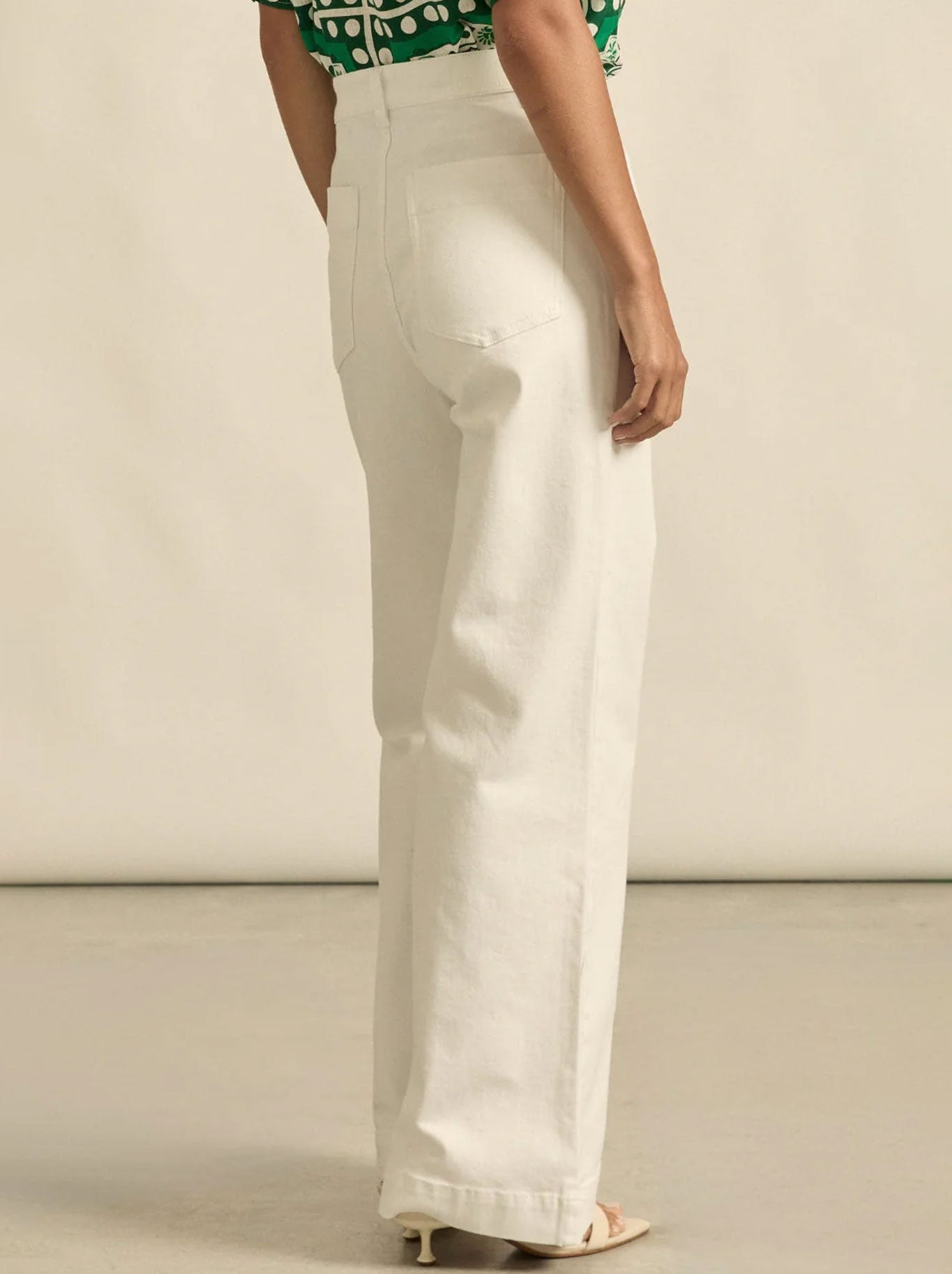 ZOE KRATZMANN VALIANT JEAN (Porcelain)