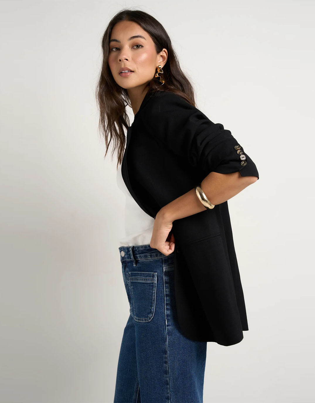 Bestie Crepe Relaxed Fit Blazer - (Black)