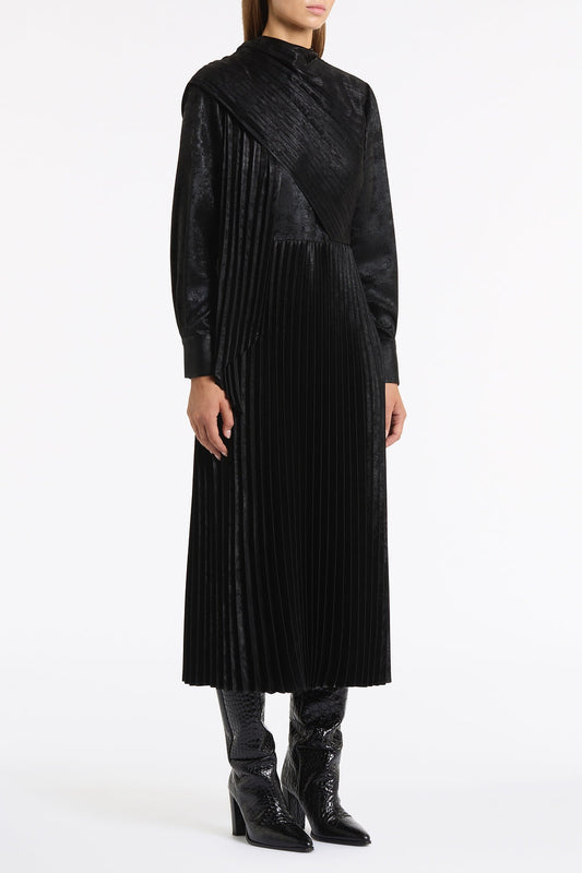 Carla Zampatti Burnished Metallic Plisse Dress (Black)