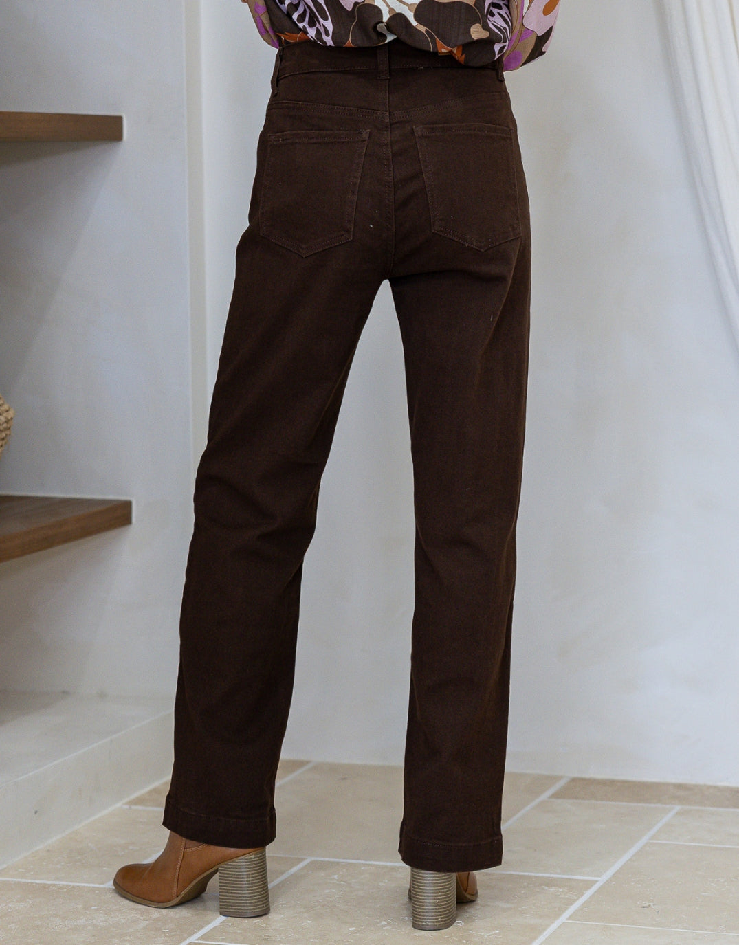 Country Denim Naomi Stretch Straight Leg Jean (Chocolate)