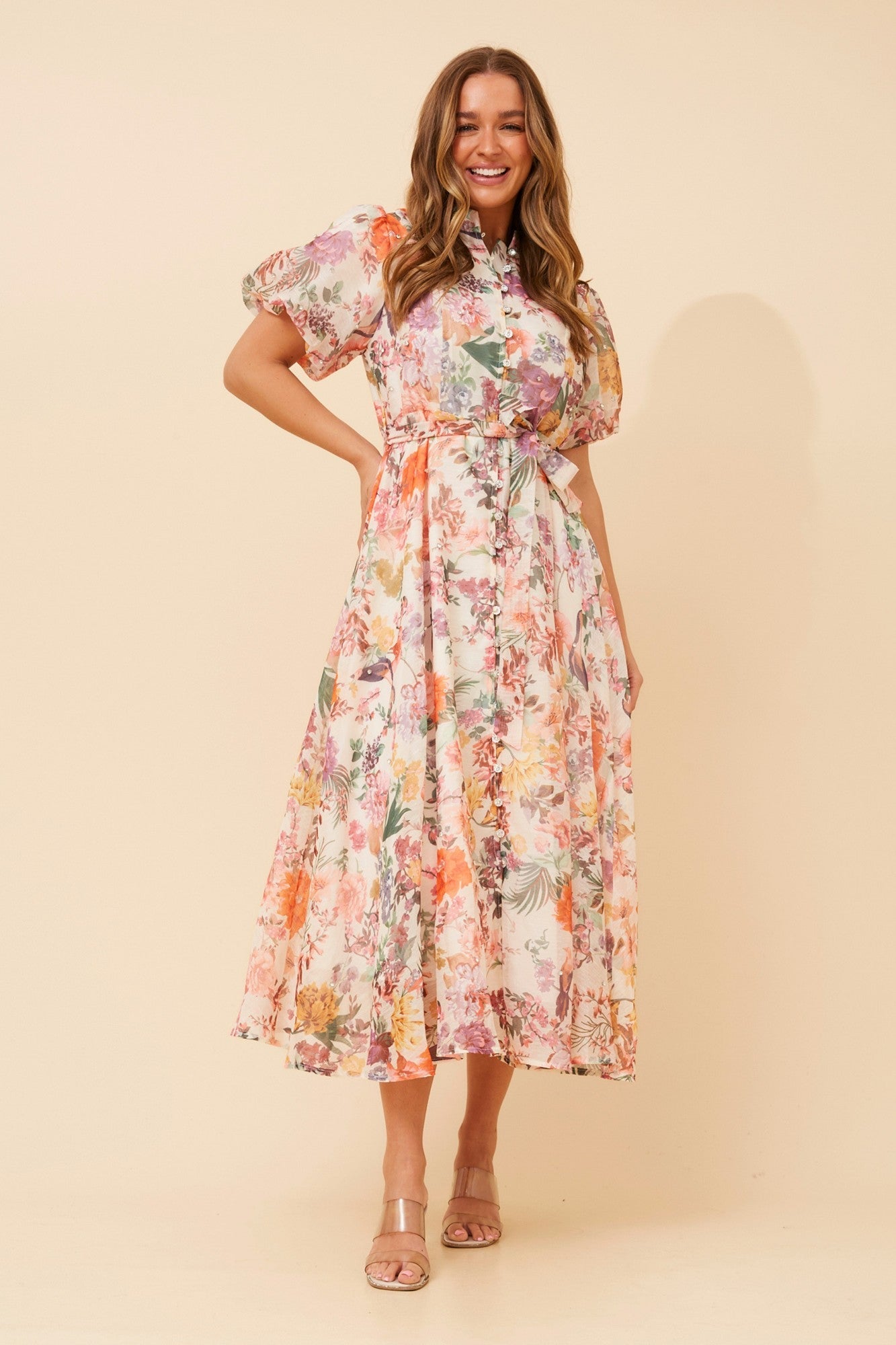 YORI FLORAL MAXI DRESS (Cream)