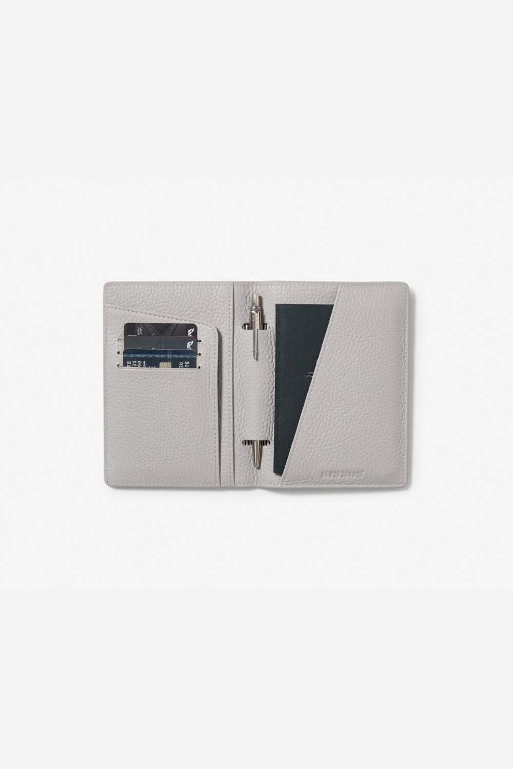 KINNON EARLE PASSPORT HOLDER DOVE (Grey)