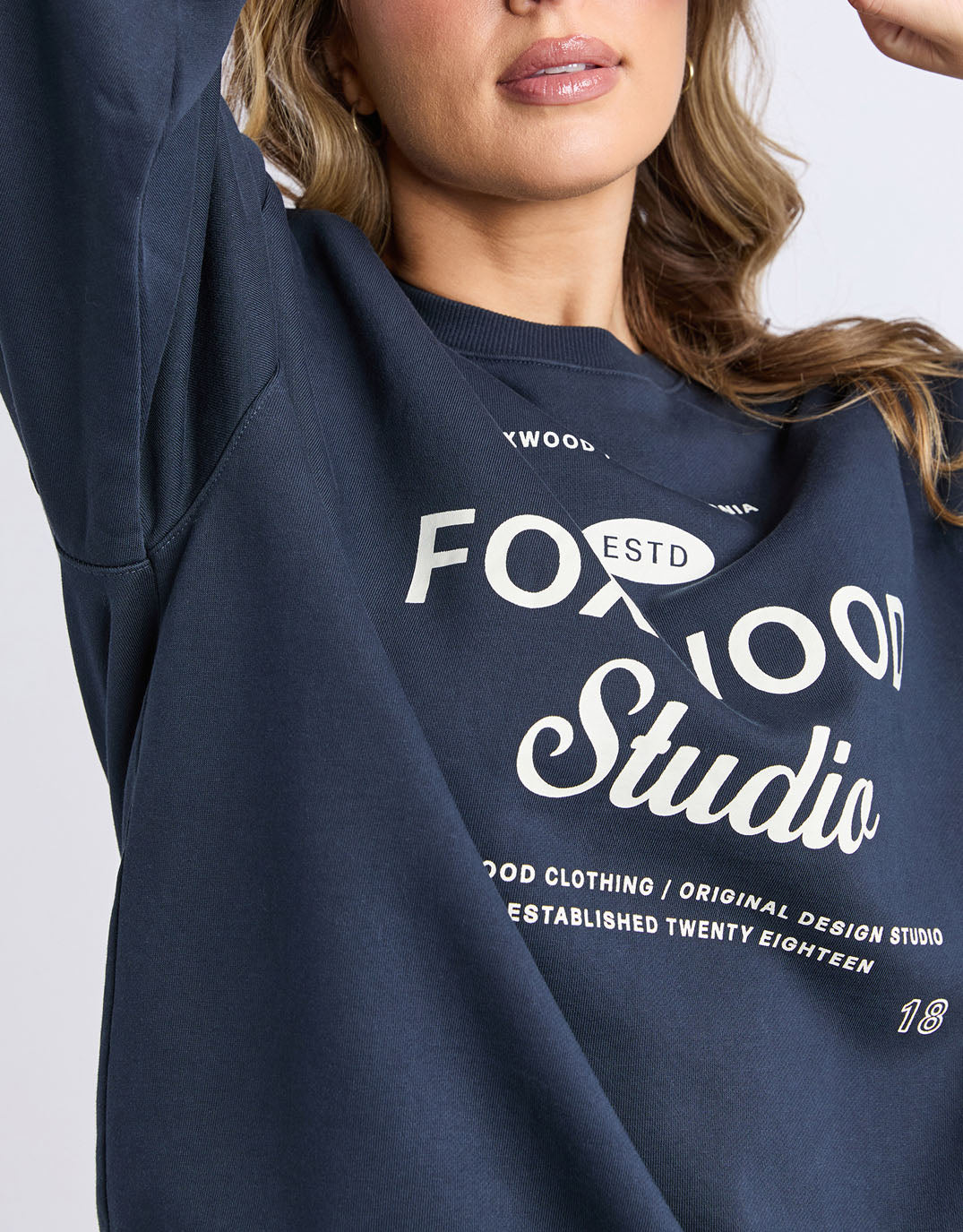 Foxwood Studio Crew (Dark Sapphire)