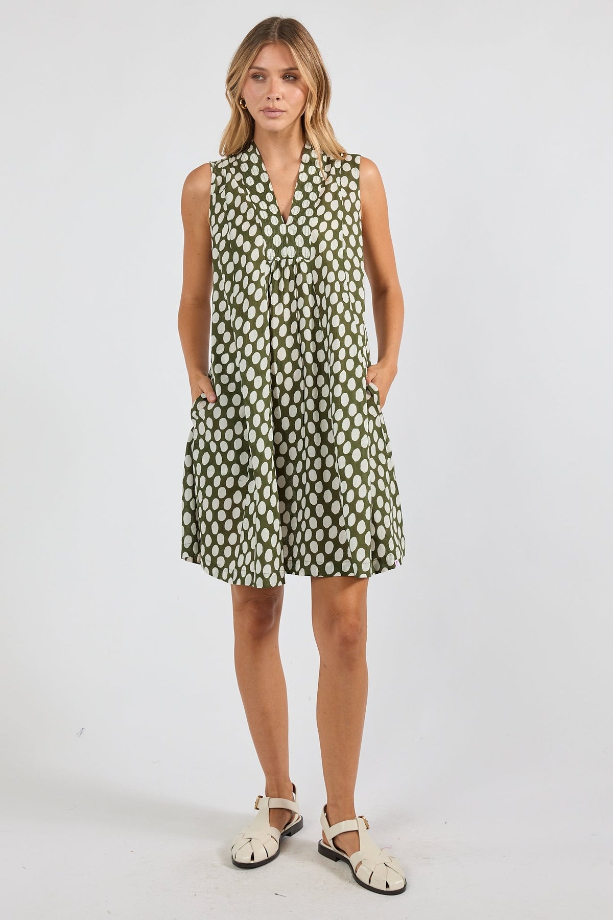 I.B.S.A IBSA Spot On Sleeveless Dress (Olive)