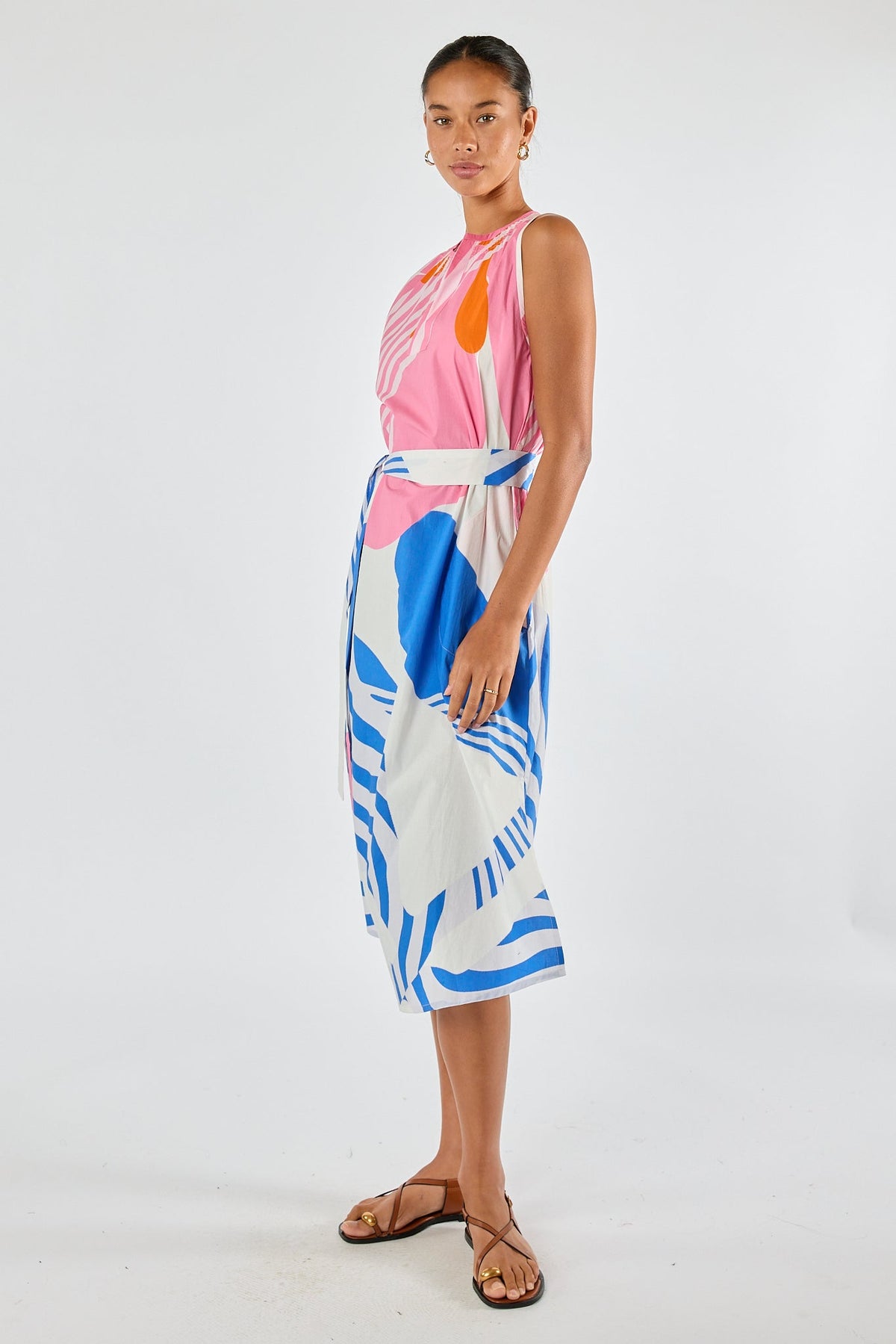Division Itami Papillon Sleeveless Dress (White)