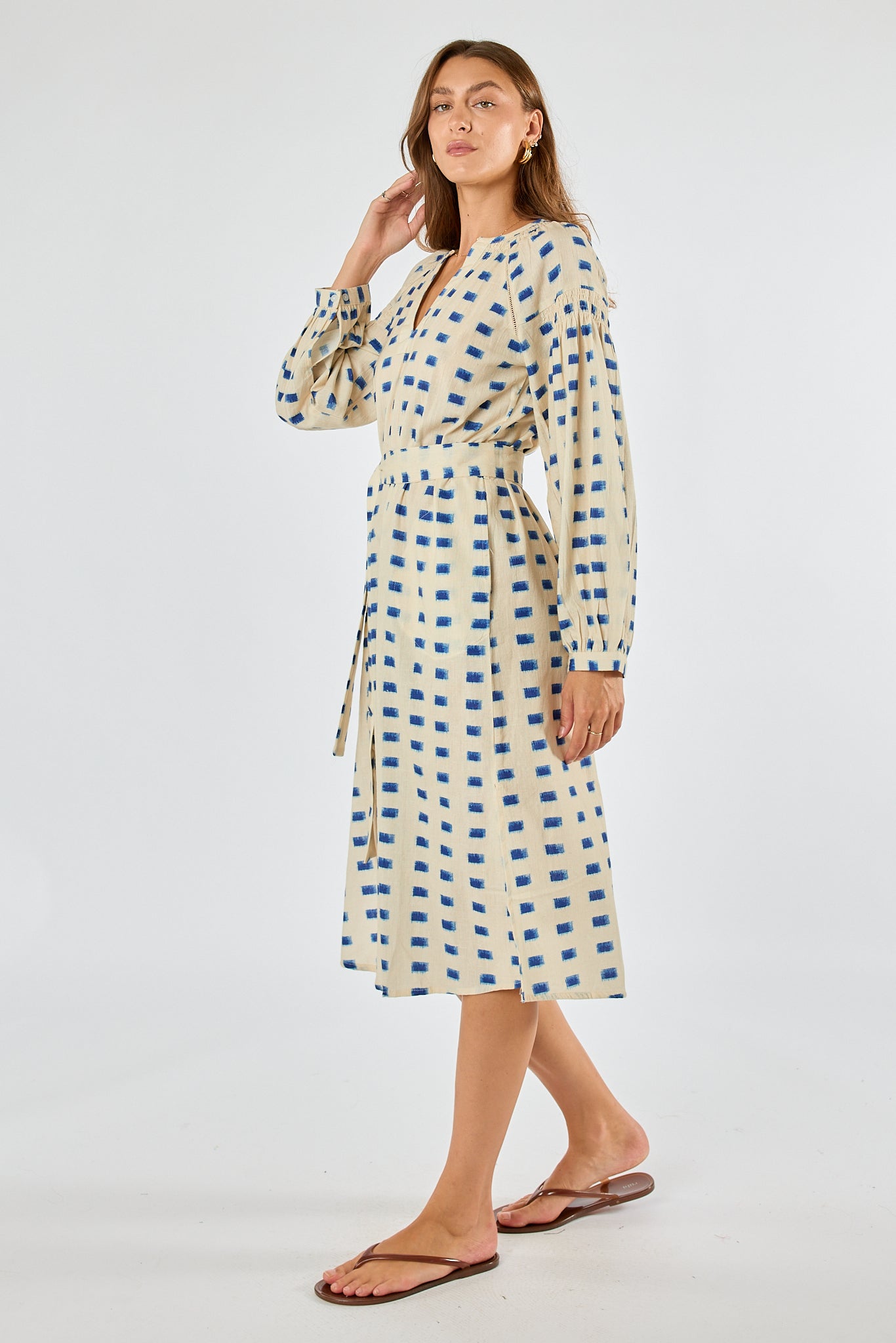 Division Itami Rocha Kaftan Natural (Tan)