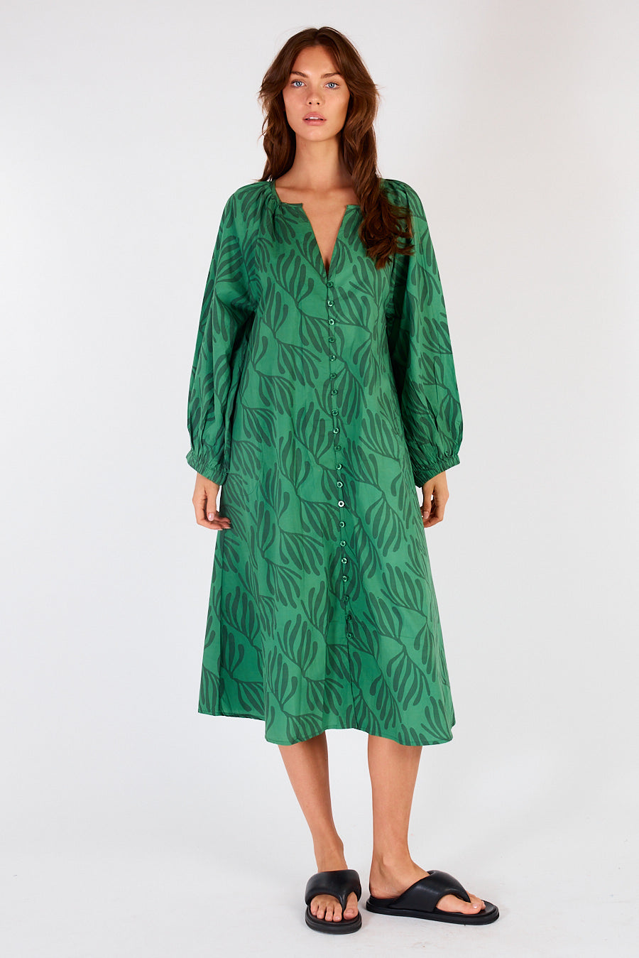 Division Itami Sakanto L/S Button Dress Verde (Green)