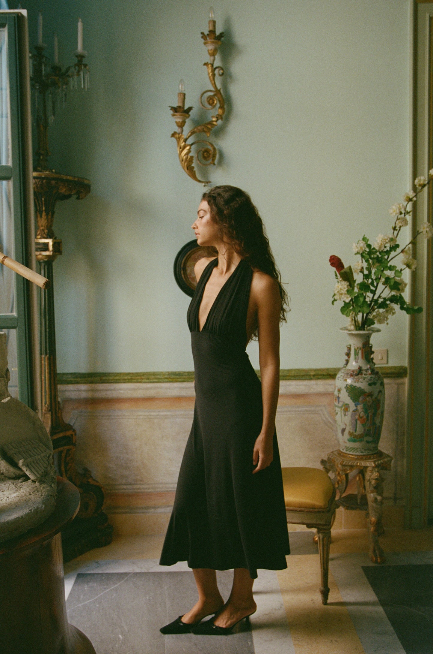 Jenavive Dress (Black)