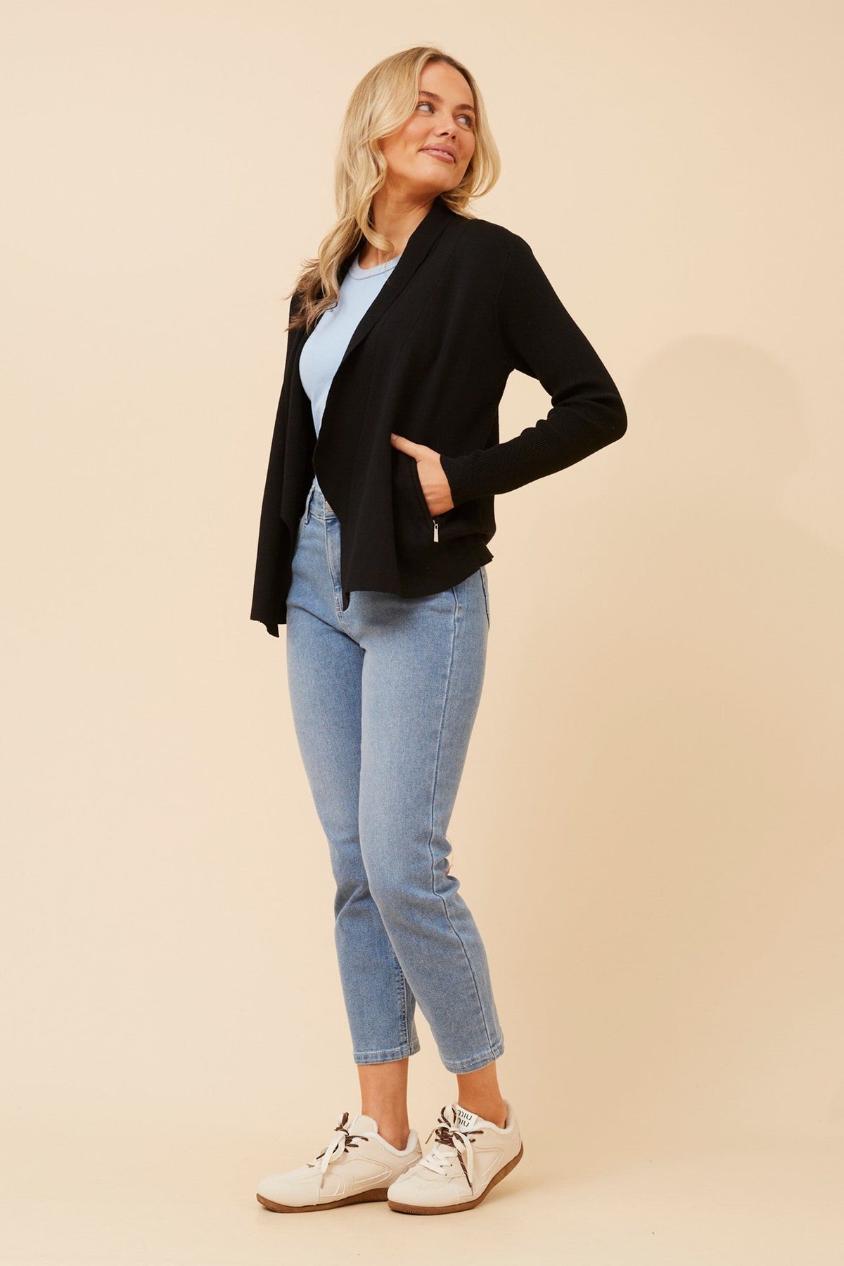 CASPIA SOLID KNIT CARDIGAN (Black)