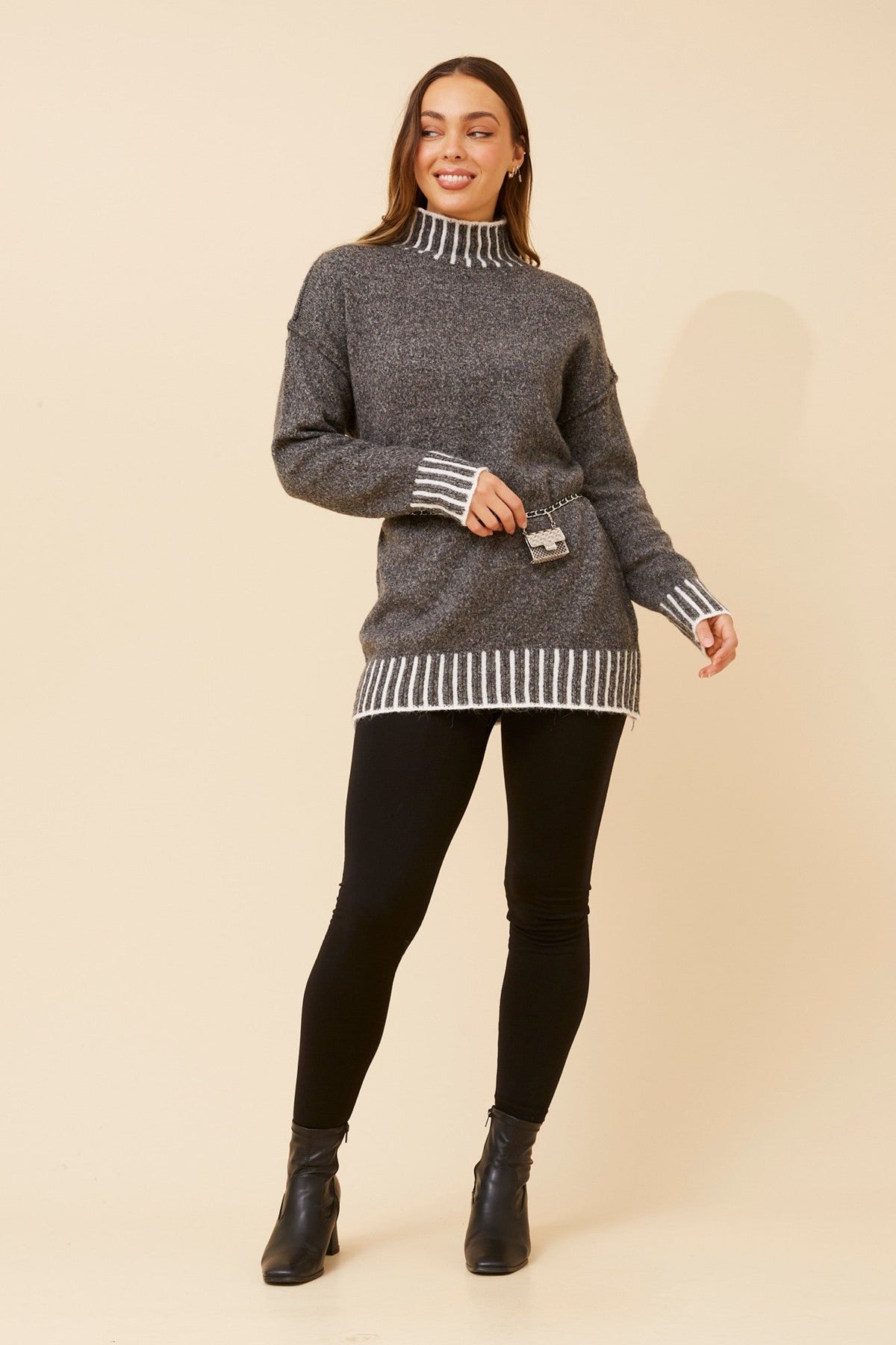 CAS BLANKET STITCH PULLOVER (Black)
