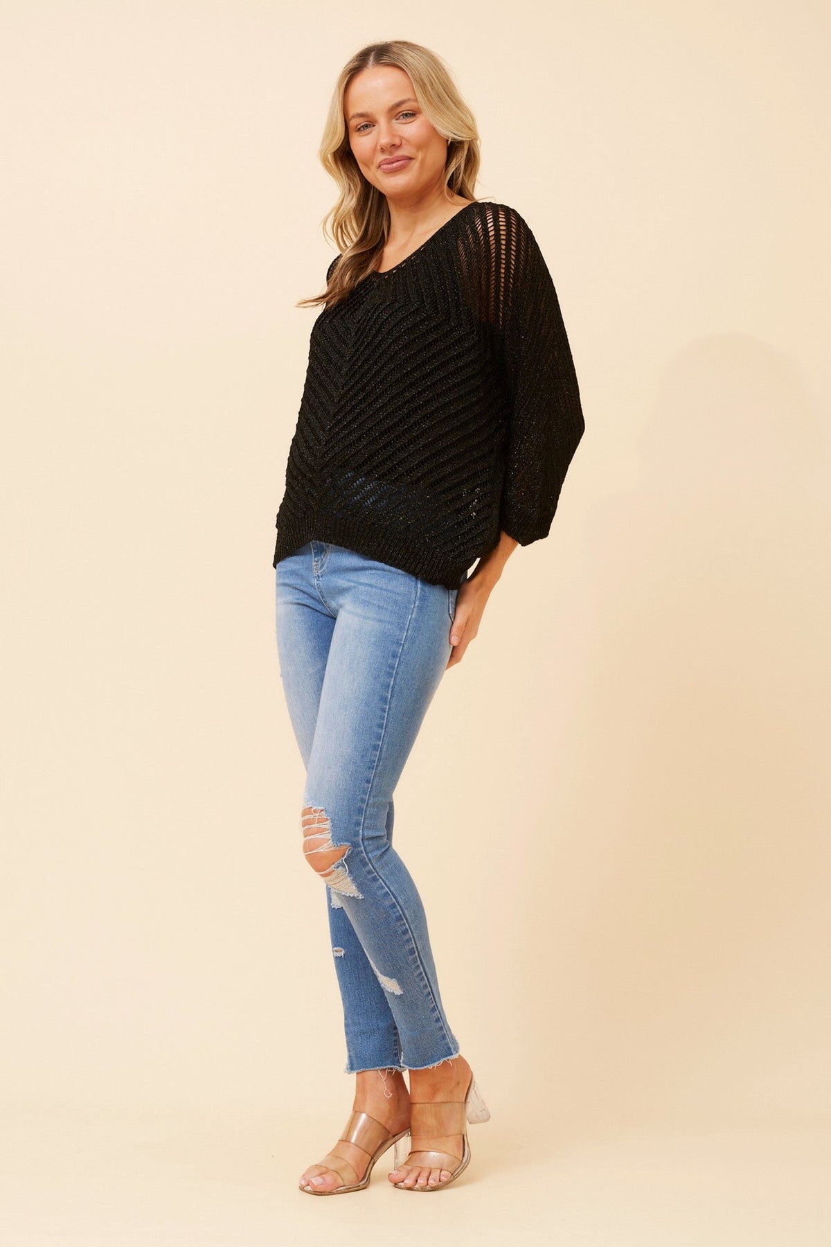 ANORA CROCHET TOP (Black)