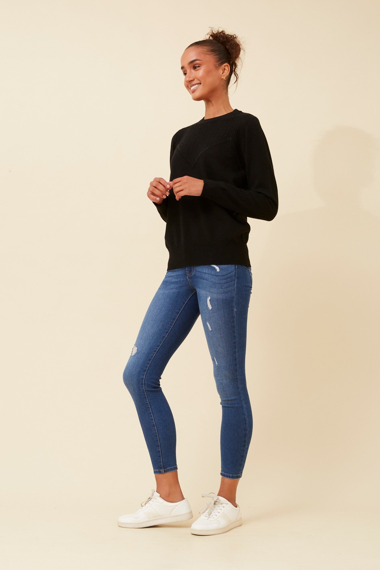 ANGIE DIAMANTE KNIT PULLOVER (Black)