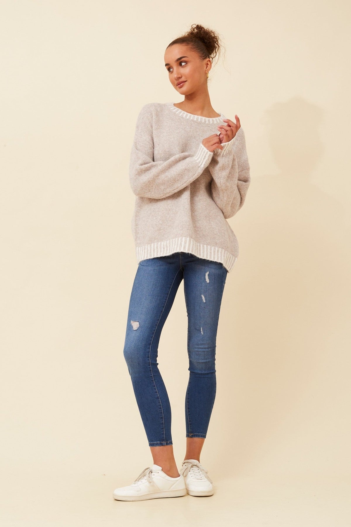 MAILANI SOLID KNIT PULLOVER (Cement)