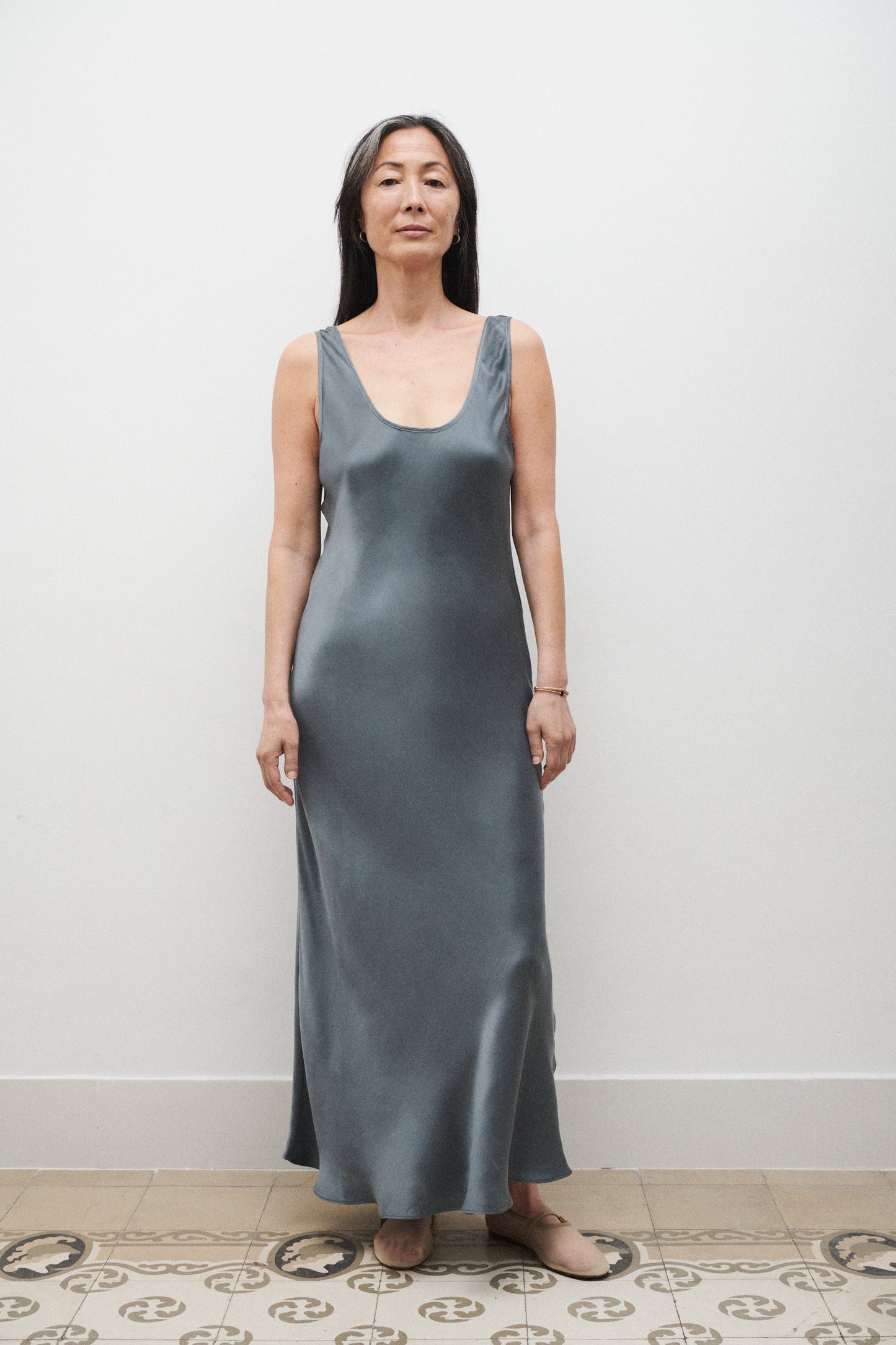 Silk Laundry Scoop Neck Dress (Slate)