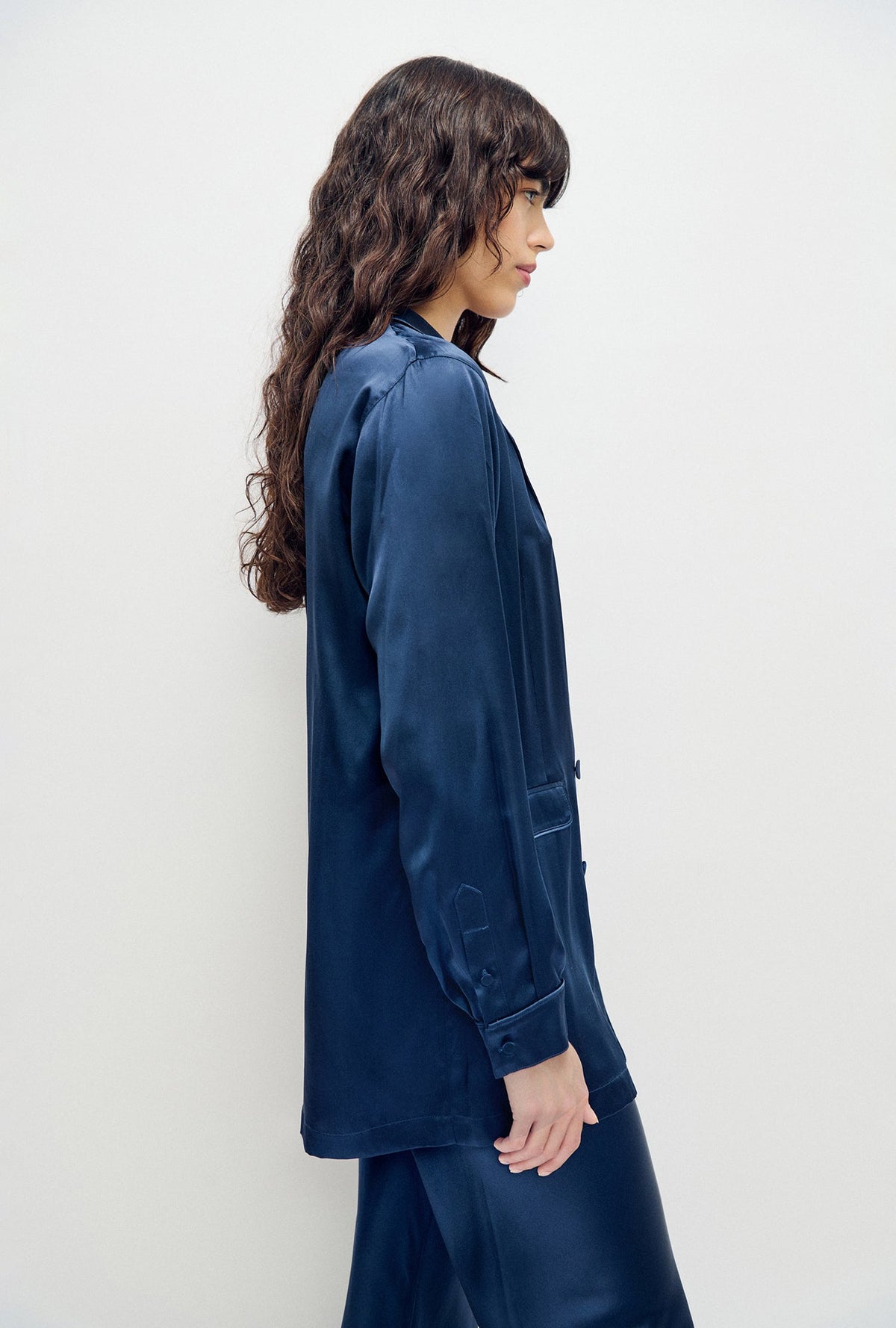 Silk Laundry Relaxed Blazer (Midnight)