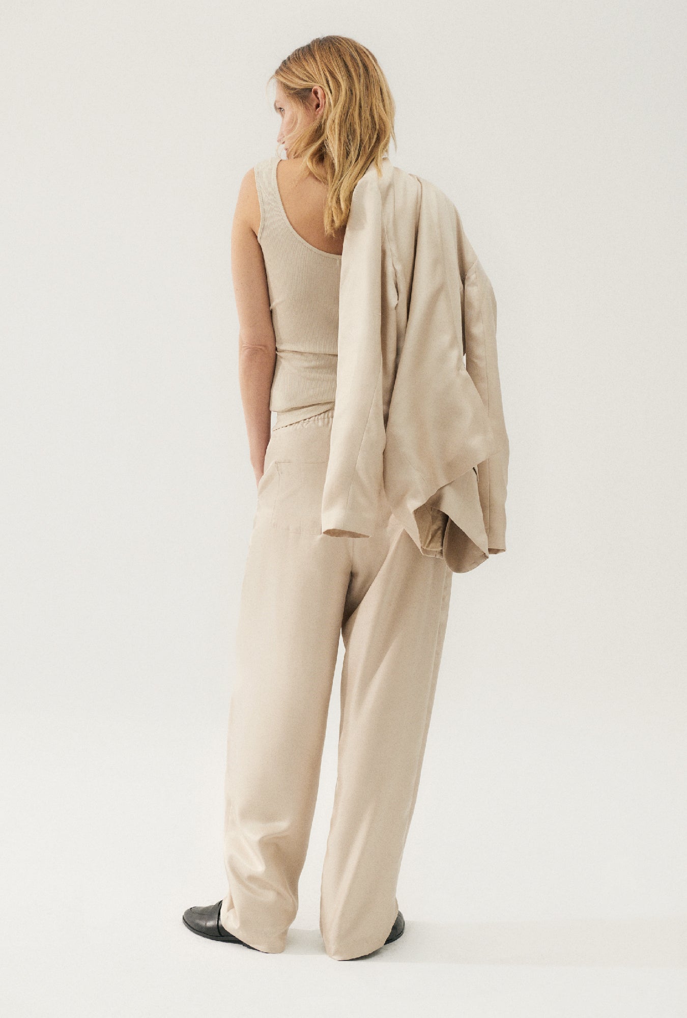 Silk Laundry Twill Slouch Pants (Hazelnut)
