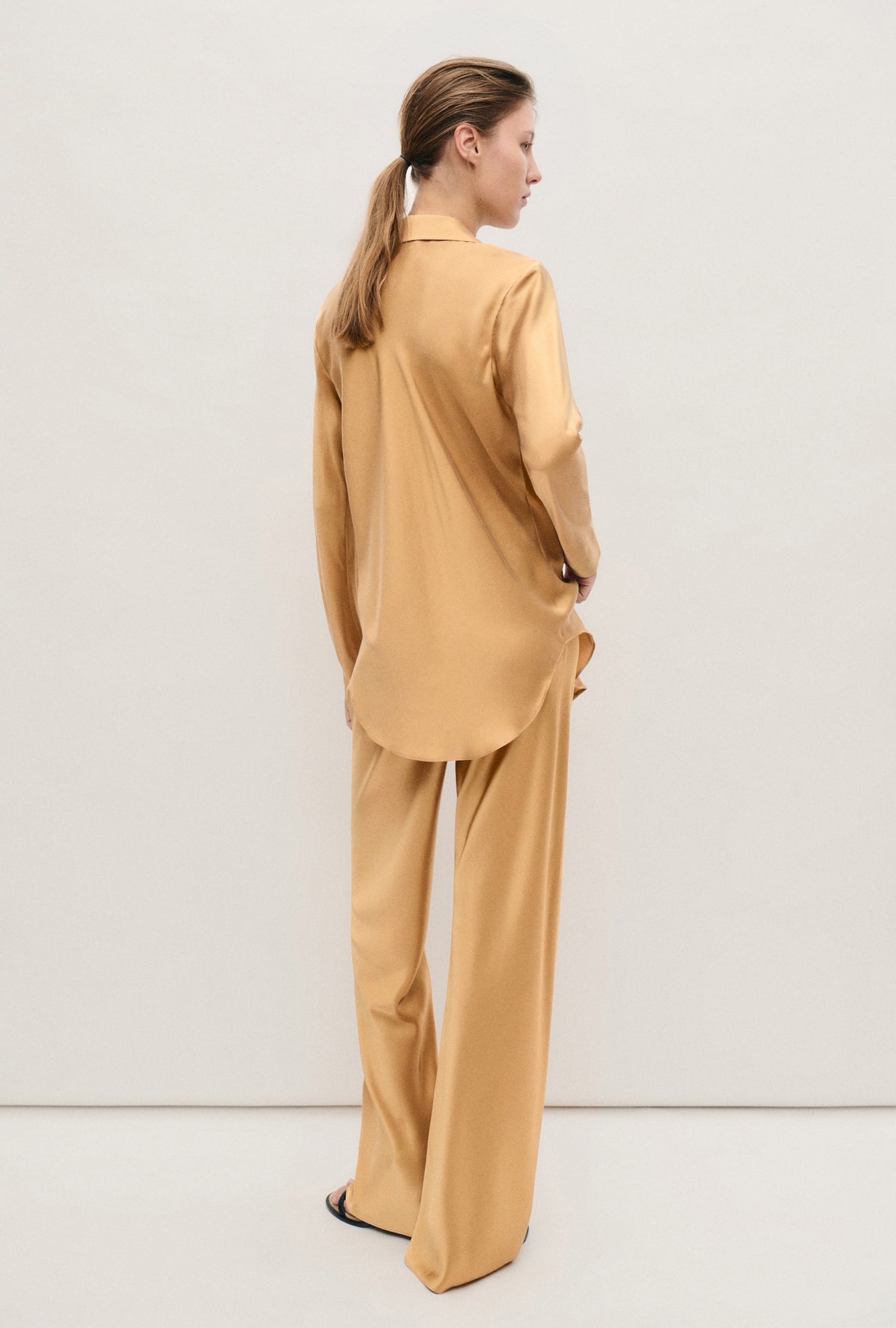 Silk Laundry Bias Cut Shirt (Cowrie)