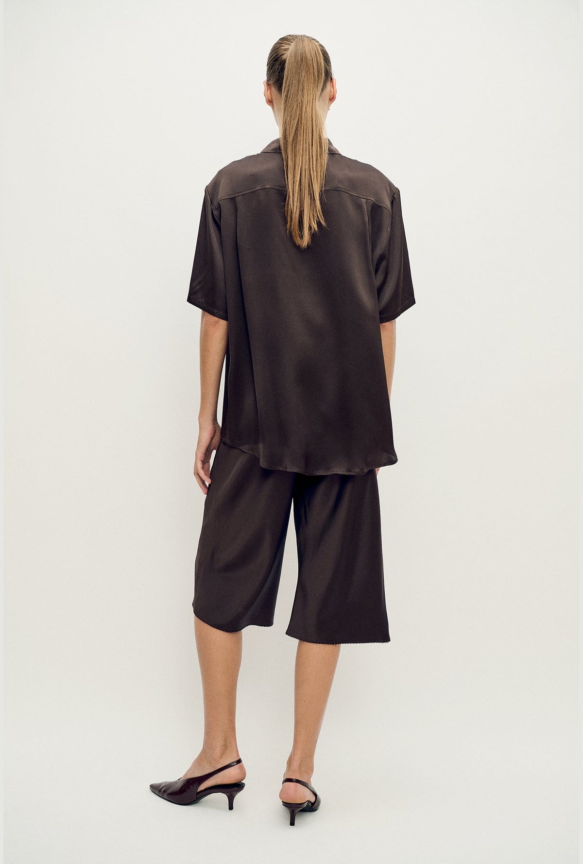 Silk Laundry Short Sleeve Boyfriend Shirt (Mantis)
