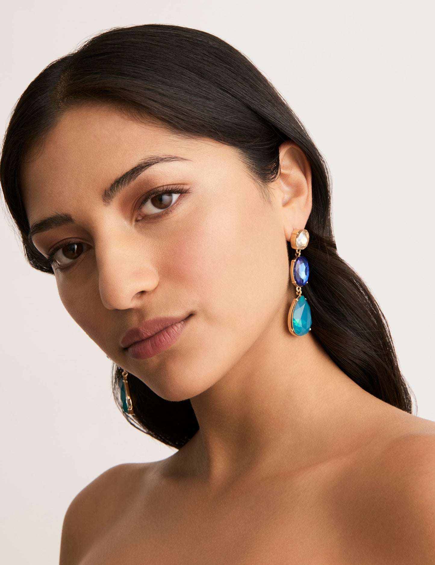 GROUP48 3 TIER STONE DROP EARRING (Print)