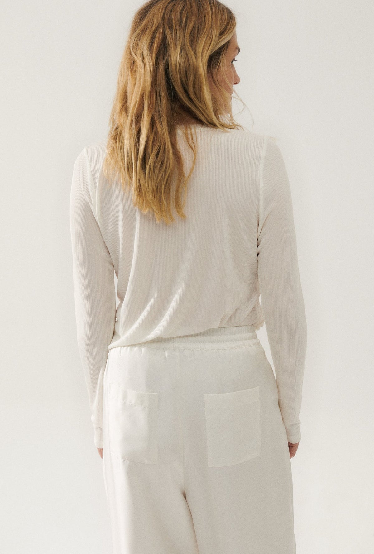 Silk Laundry Ribbed Long Sleeve Top (White)