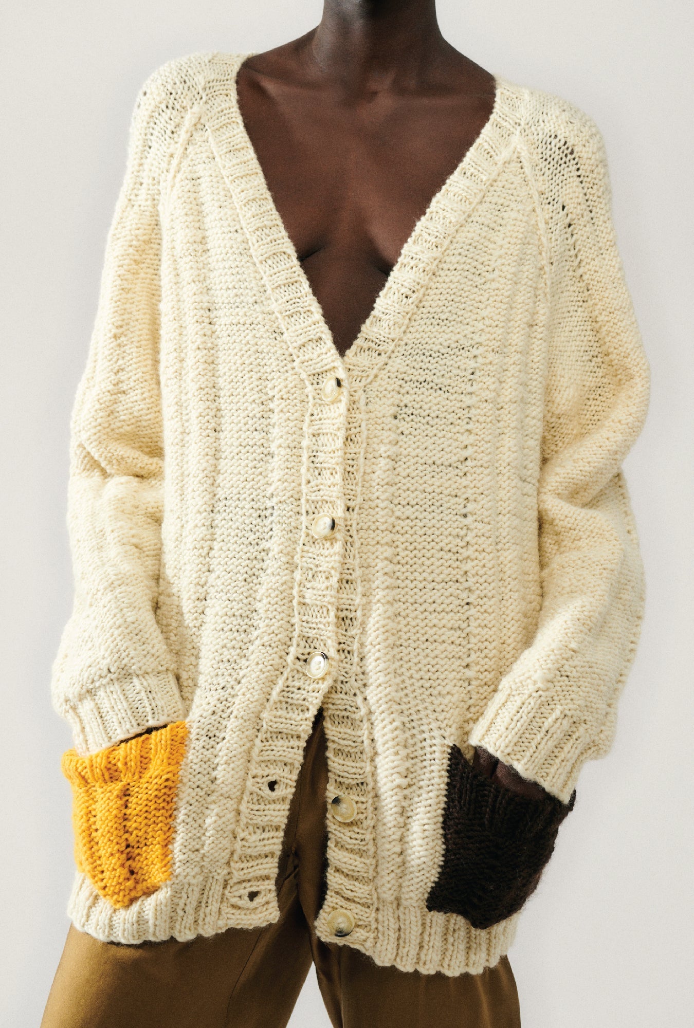 Silk Laundry The Big G Cardigan (Cream)