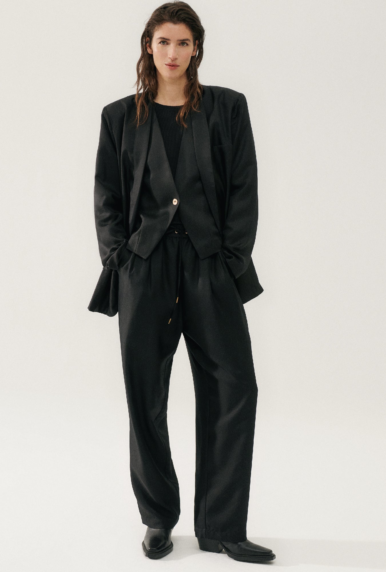 Silk Laundry Twill Slouch Vest (Black)
