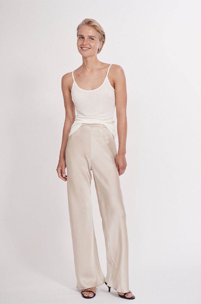 Silk Laundry Ribbed Cami (White)