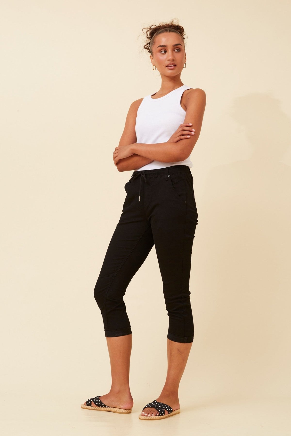 JANIA SOLID JOGGER PANTS (Black)