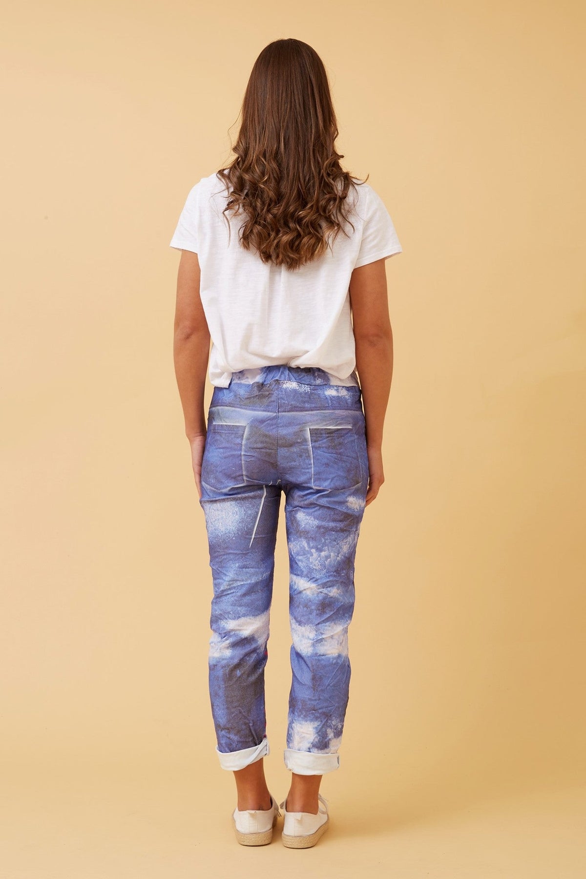 JANJA FLORAL JOGGER PANTS (Navy)