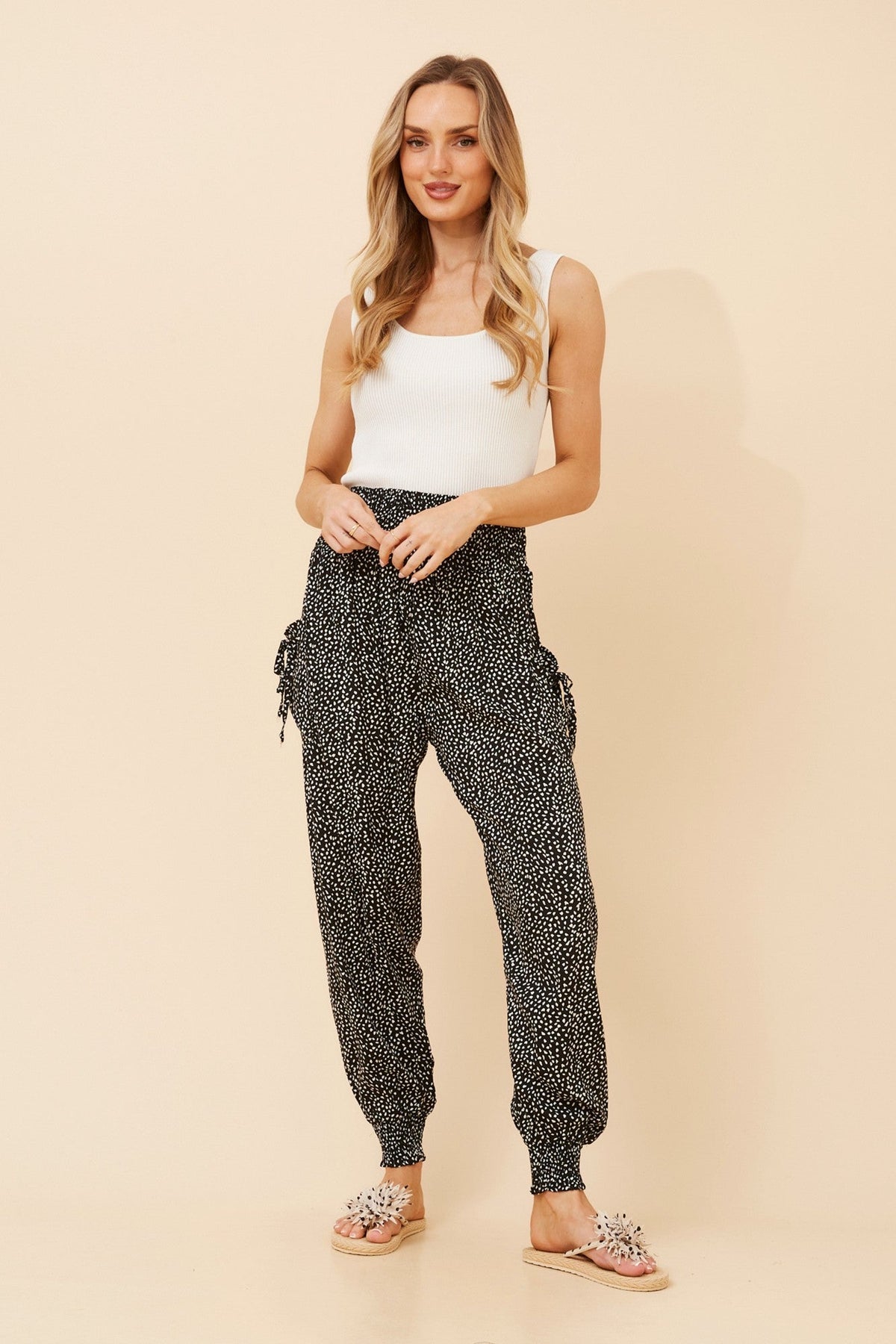 HAREM ABSTRACT PRINT PANTS (Black)