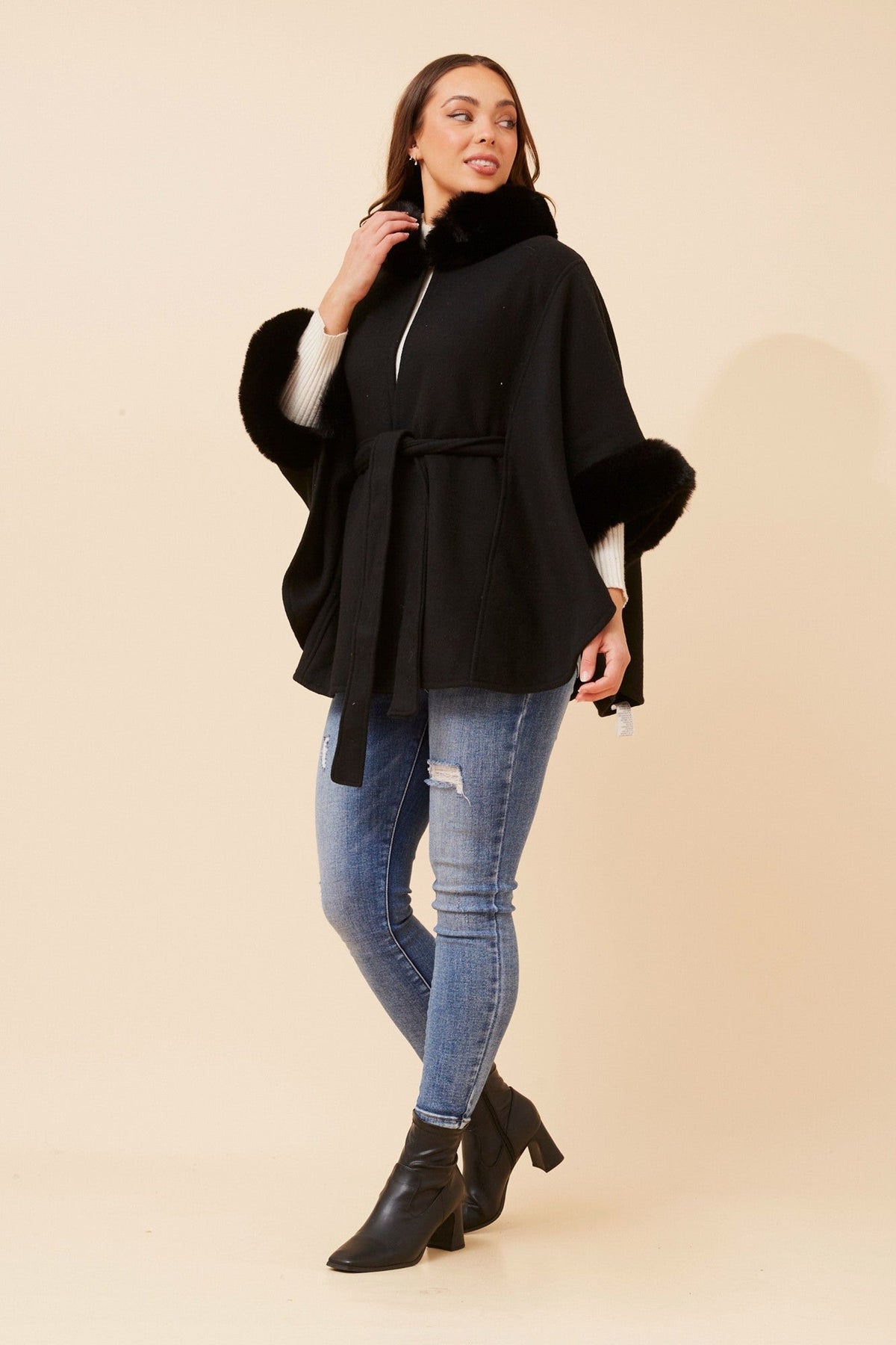 RYLAN FAUX FUR TRIM PONCHO (Black)