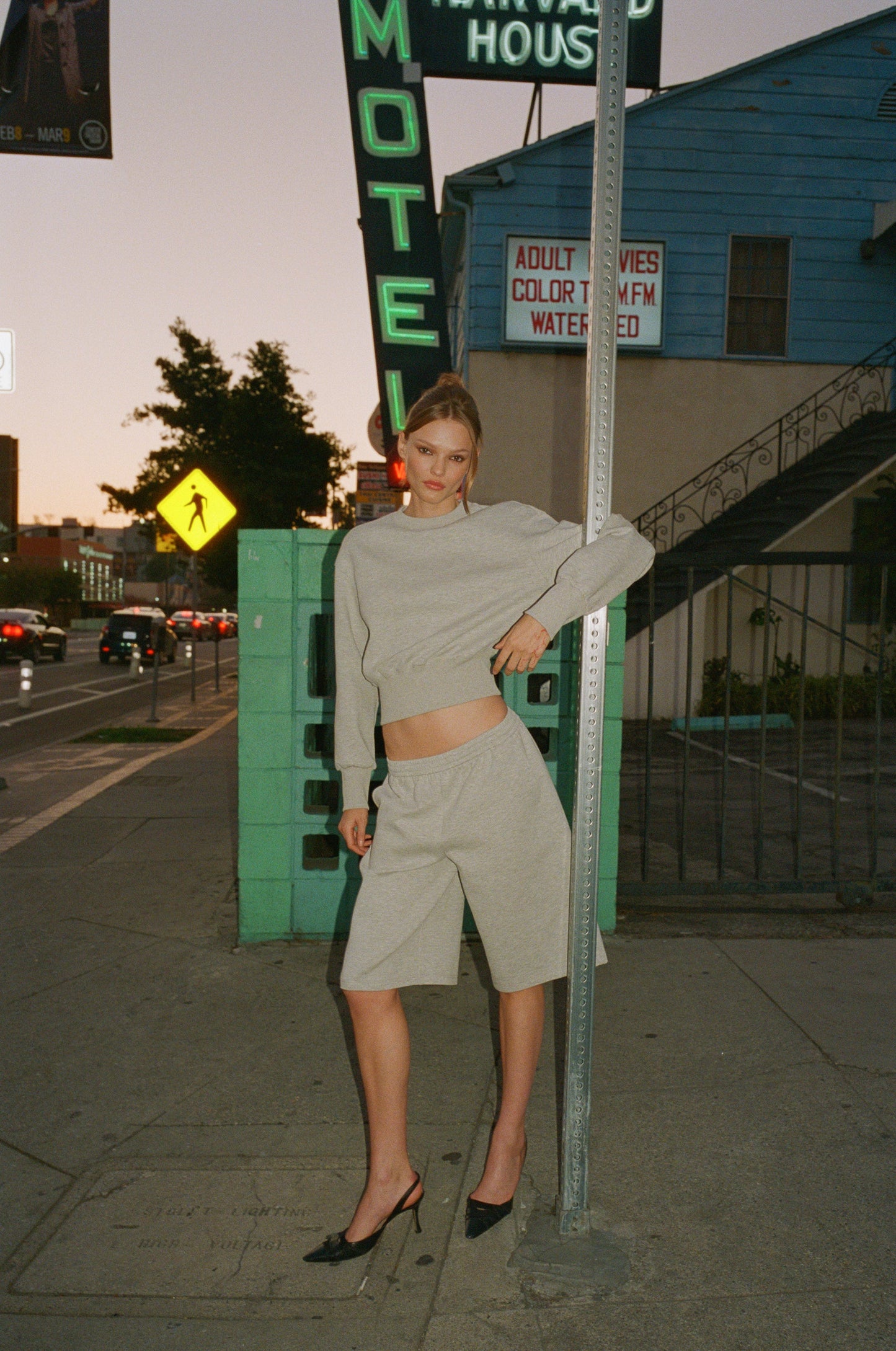 Phoenix Sweater (Grey)