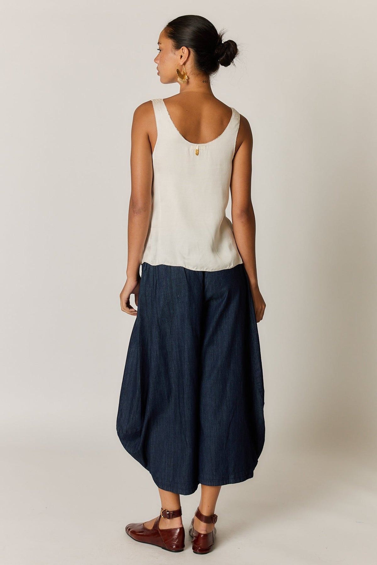 Rubyyaya Munchen Singlet (Cream)